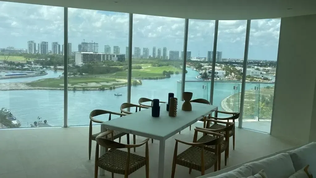 Departamento en venta en SLS Harbour Beach Puerto Cancún