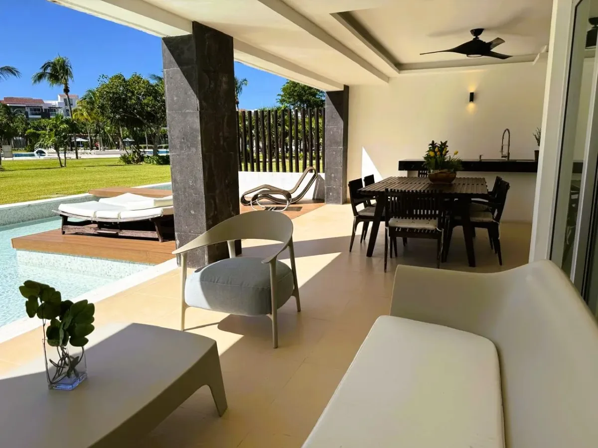 DEPARTAMENTO EN VENTA EN MAREAZUL, PLAYA DEL CARMEN - 1